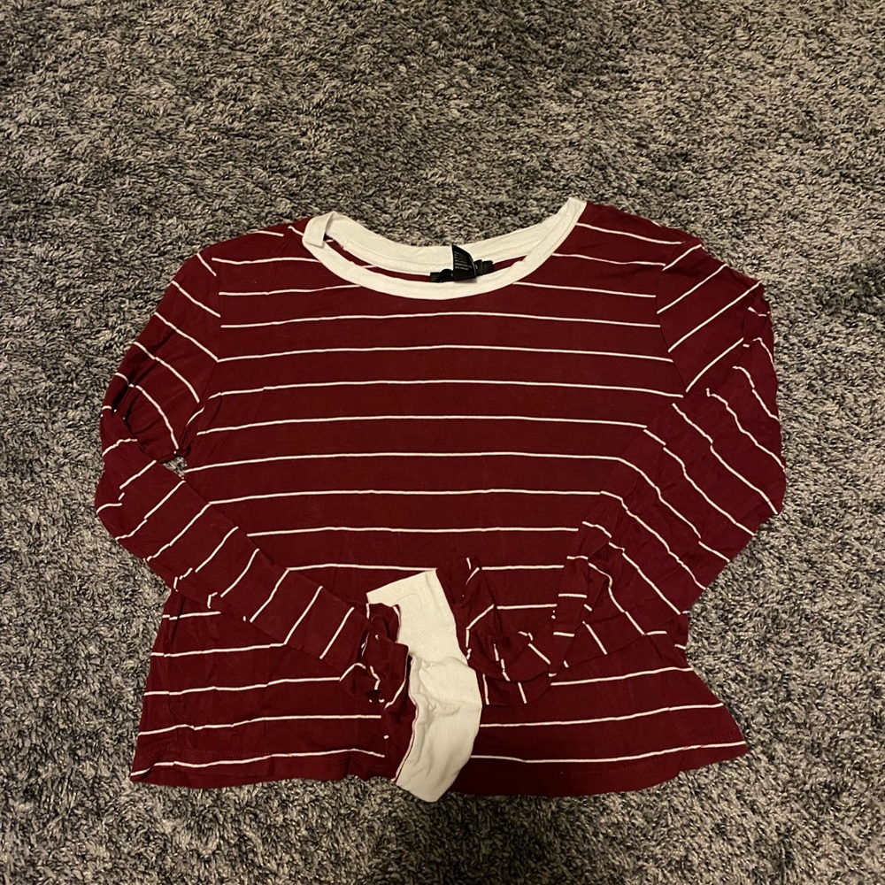 Forever 21 long sleeve Size Small